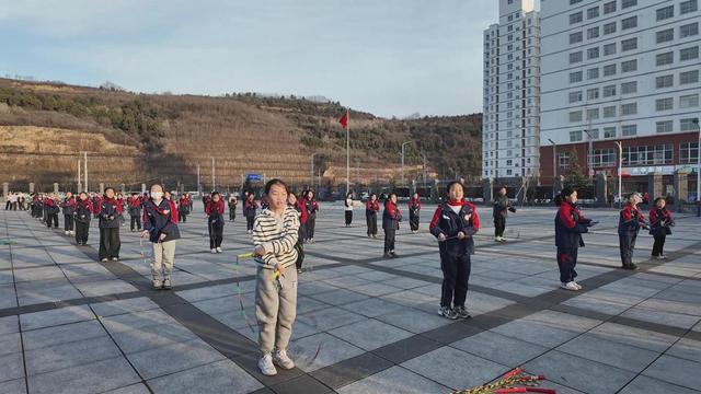 开元体育黄陵县店头镇第二小学教育集团总校：打造乡镇小学发展新样态(图3)