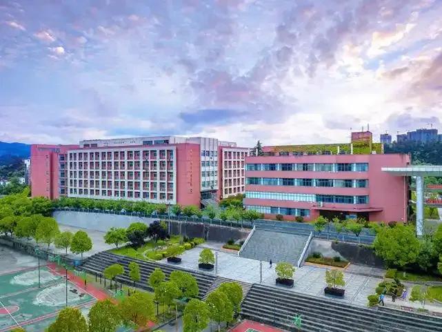 开元体育·(中国)官方网站全国3所高校冲刺更名由学院升级为大学今年很合适捡漏！(图1)